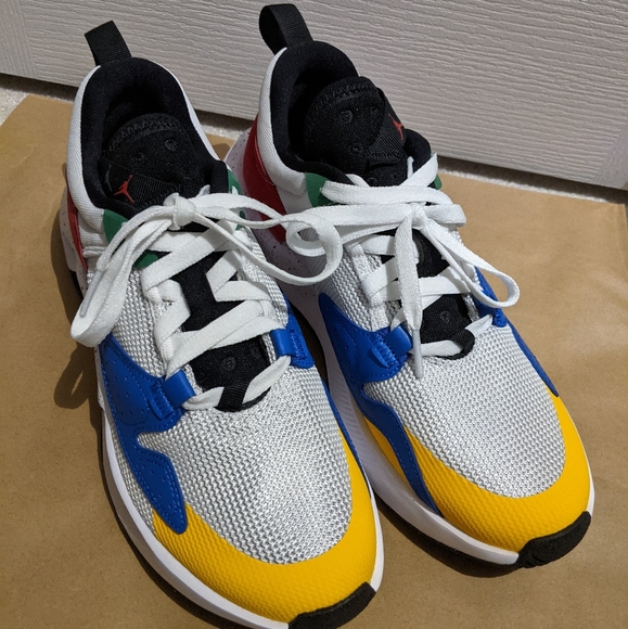 Jordan Air Cadence 'Olympic Rings' - Picture 4 of 9